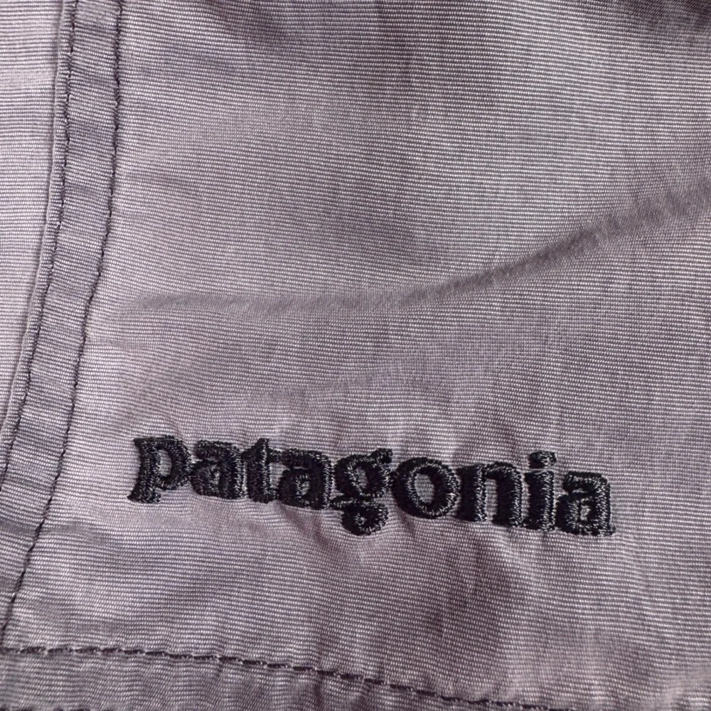 Patagonia Men's Gray Board Shorts Swim Trunks Elastic Drawstring‎ Pocket